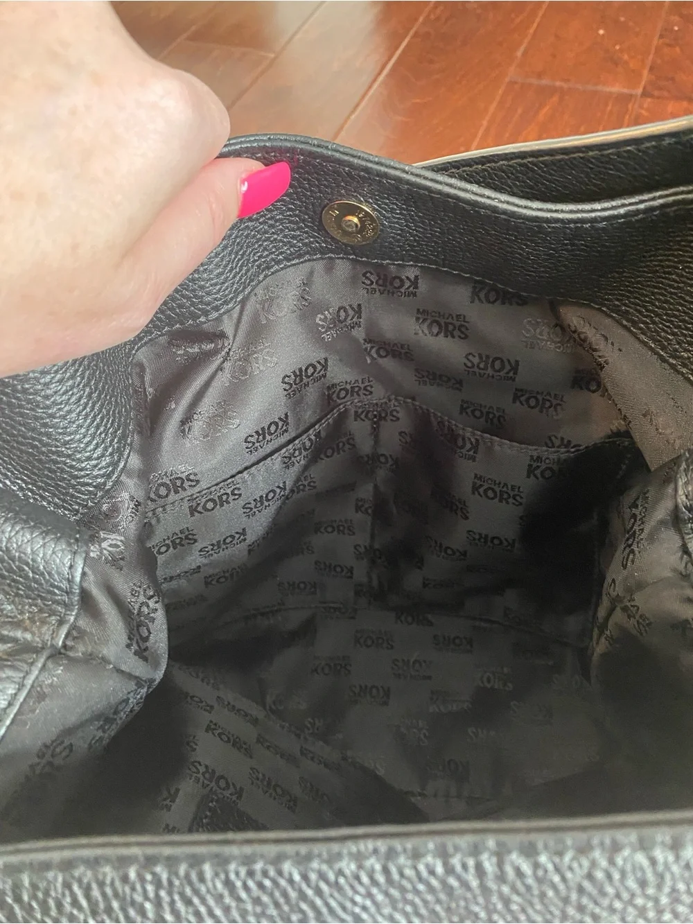 Michael Kors Jamesport Large Shoulder Tote – Black Pebbled Leather & Gold